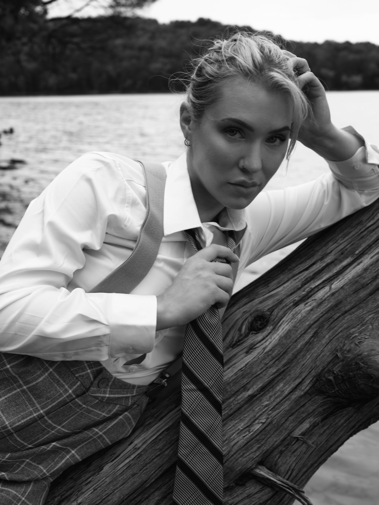 Ayla Demirci - Editorial