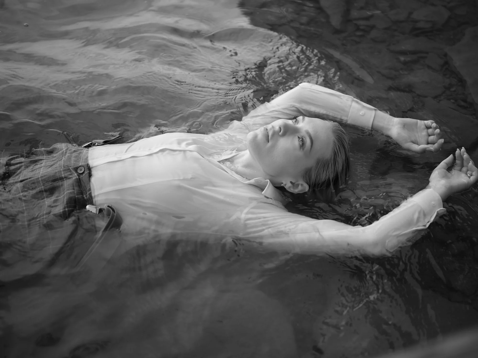 Ayla Demirci - Editorial